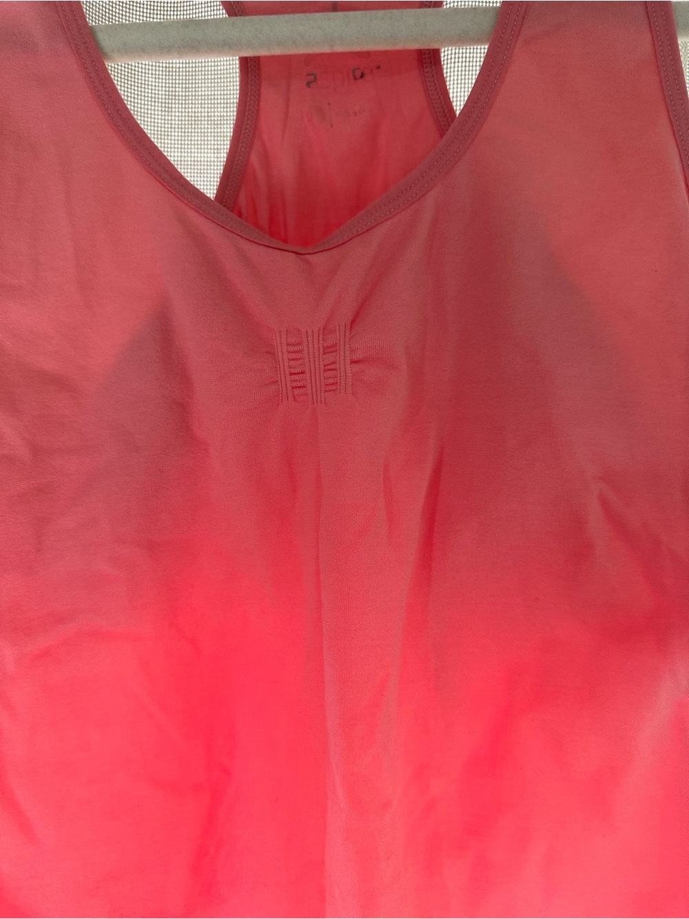 Sleeveless Coral Active Tank Top Size Medium